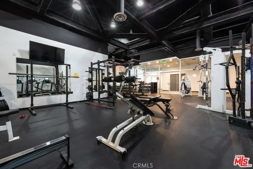 1100 Wilshire Boulevard #2608 photo 26