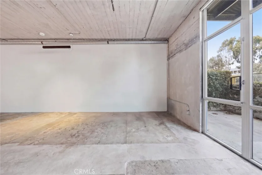 825 E 4th Street #101 photo 20