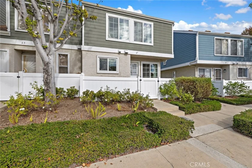 67 Abbeywood photo 2
