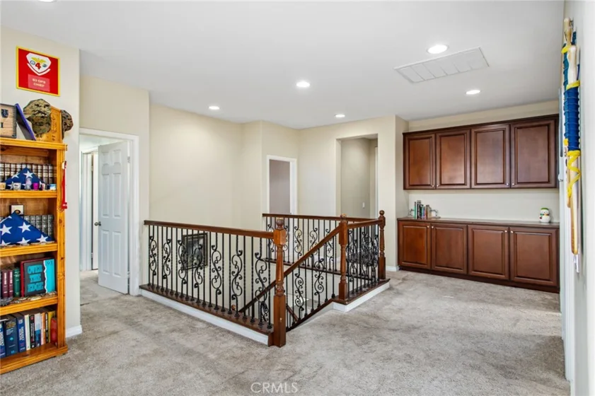 22862 Montanya photo 17