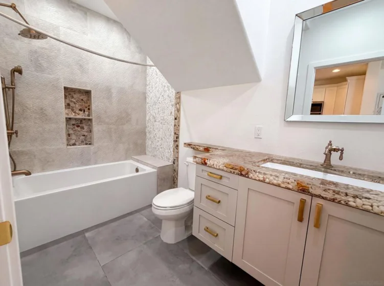 4099 Peninsula photo 11