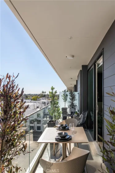 380 Cordova Street #517 photo 14