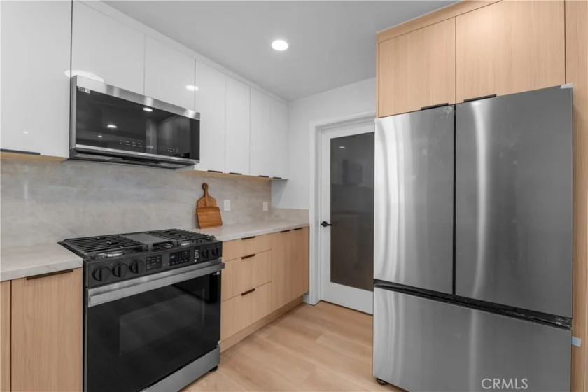 13440 Moorpark Street #101 photo 10