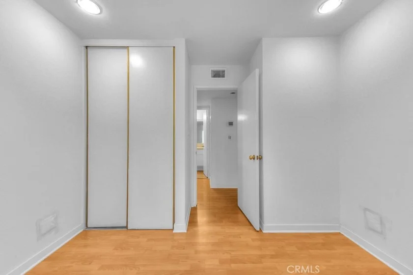5700 Etiwanda #212 photo 17