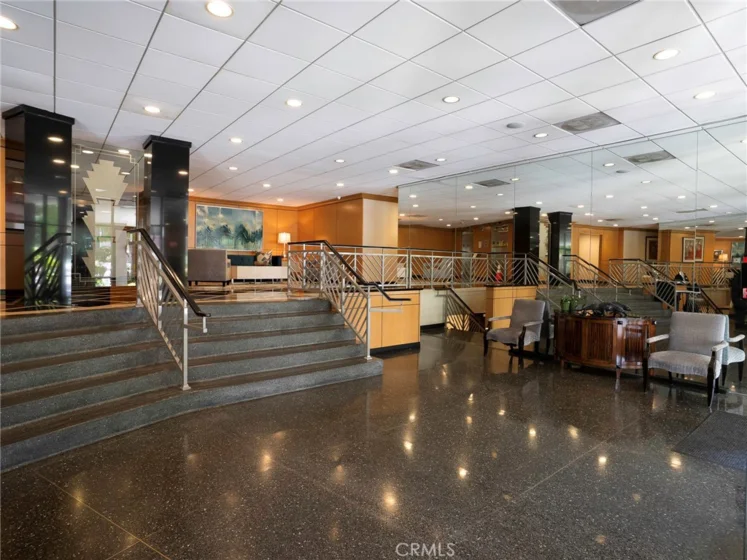 100 S Doheny #707 photo 46