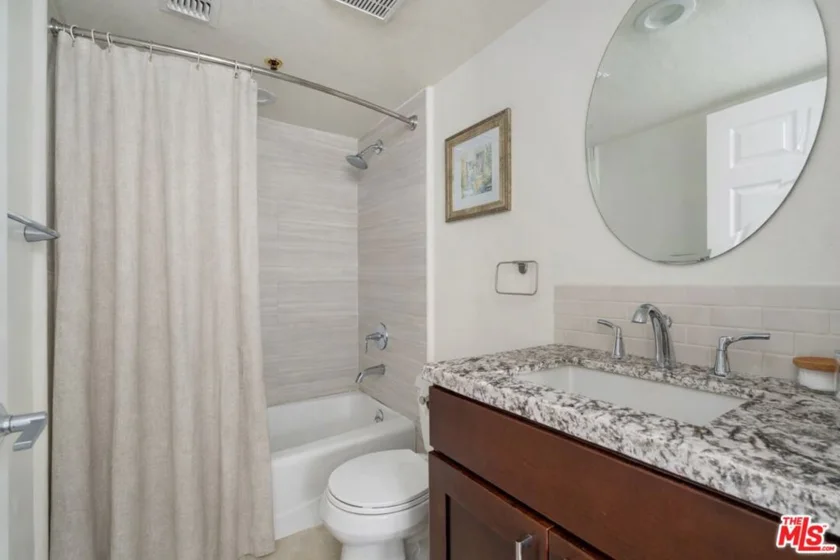 12011 Goshen Avenue #305 photo 5