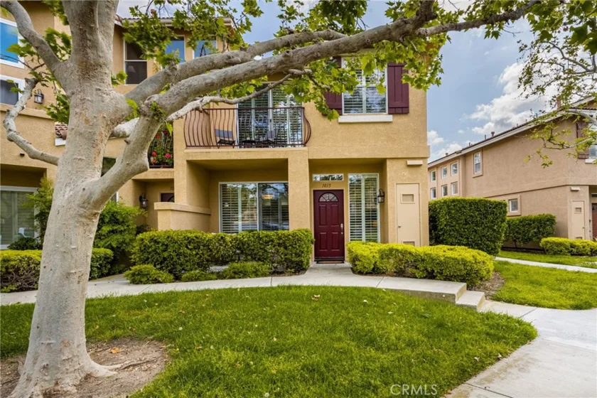 1015 S Saint Tropez Avenue photo 1