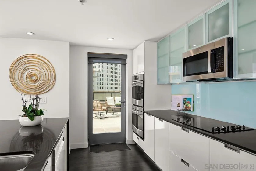 1441 9th Avenue #803 photo 8