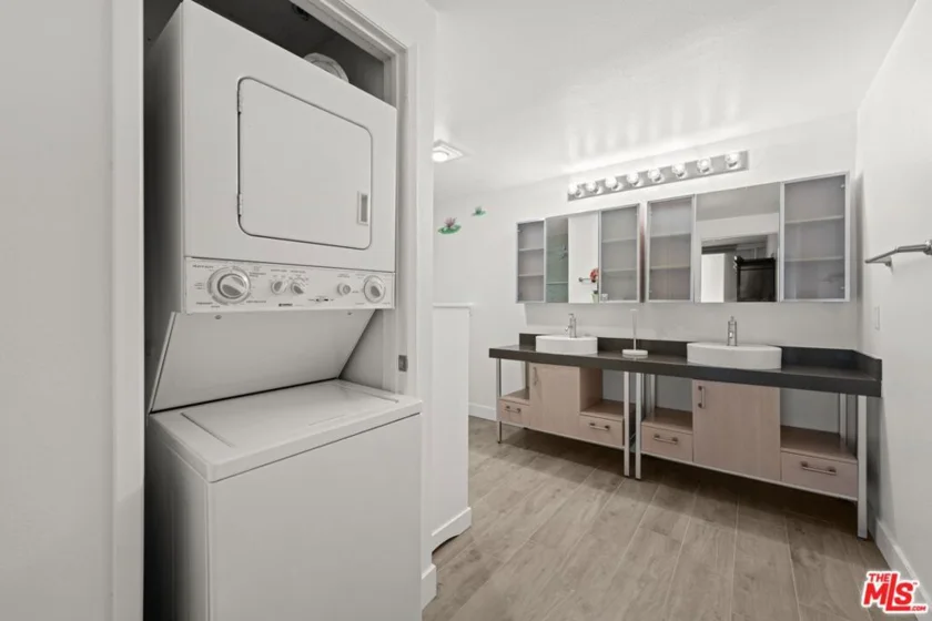 1234 Wilshire Boulevard #213 photo 9