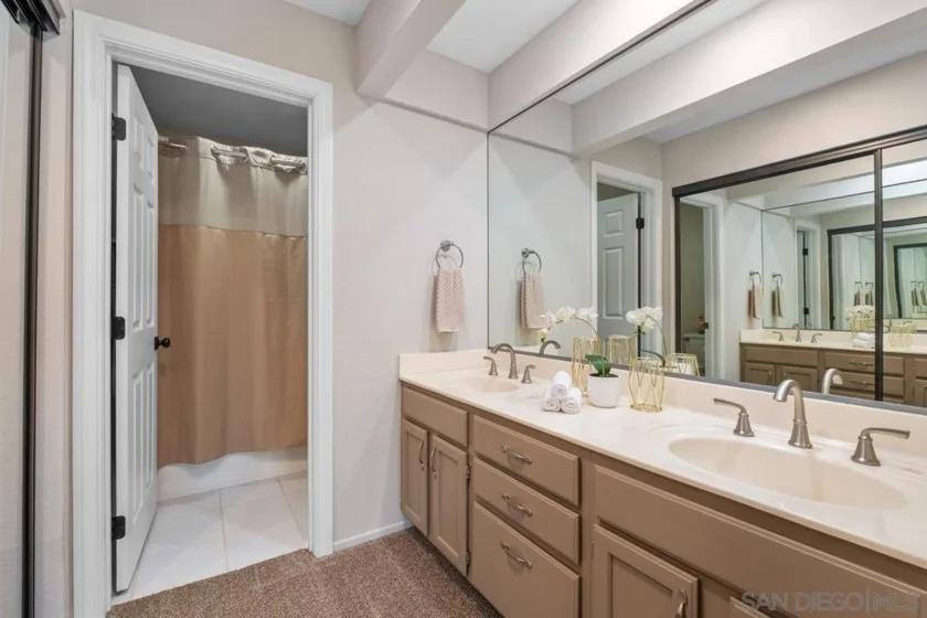 24455 Sutton Lane photo 10