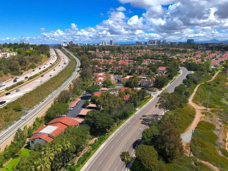 4080 Rosenda #210 photo 32
