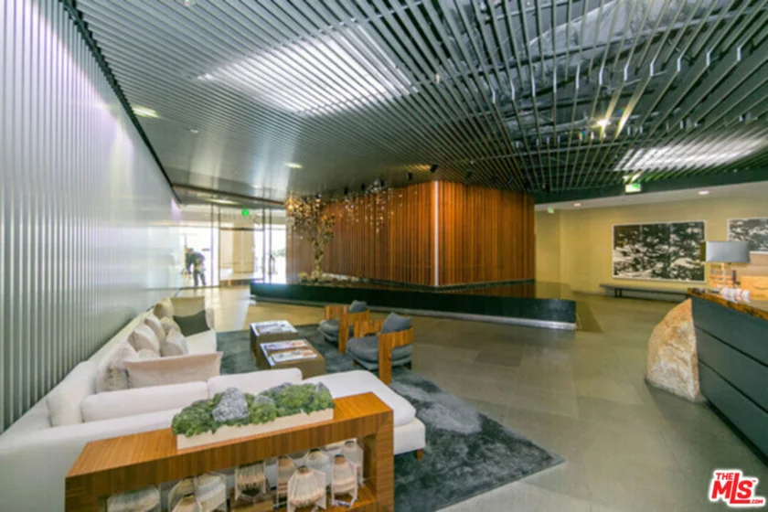 3785 Wilshire Boulevard #907 photo 3