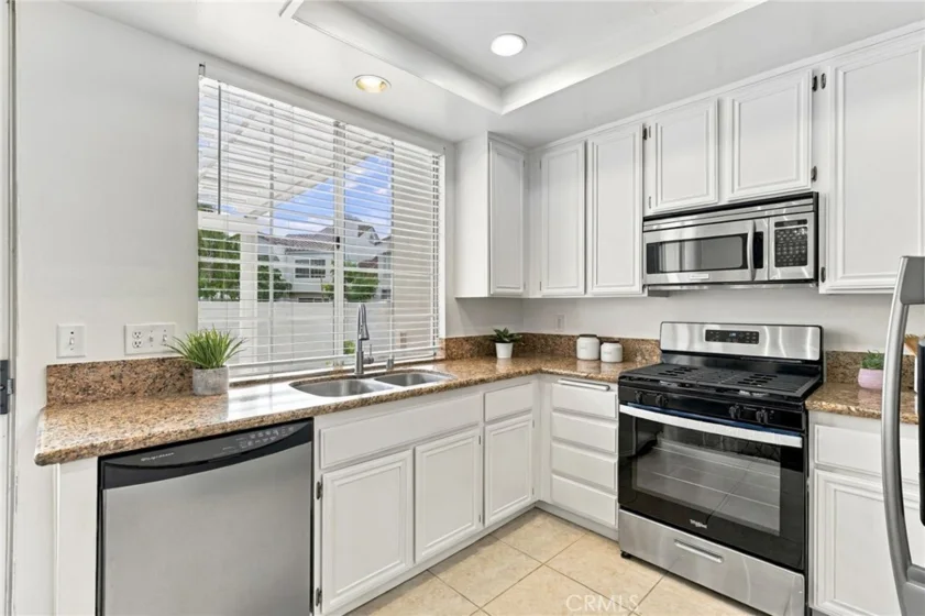 172 Almador photo 15