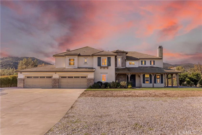 25737 Bay Meadows Photo