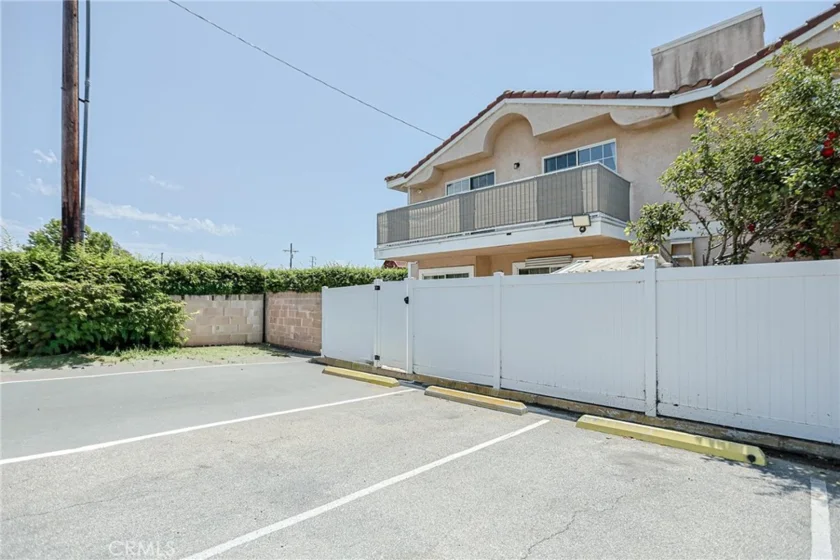 1708 S Angel Court photo 21