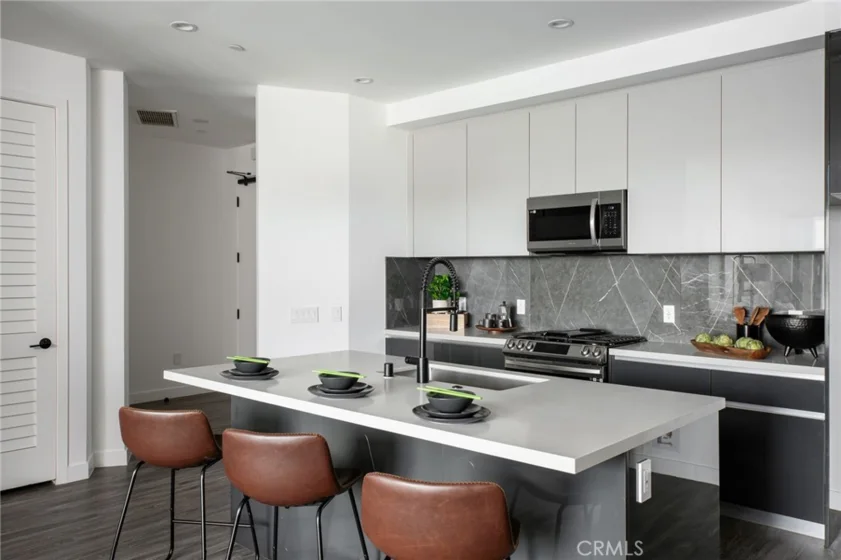 118 Astronaut Ellison S Onizuka Street #206 photo 31