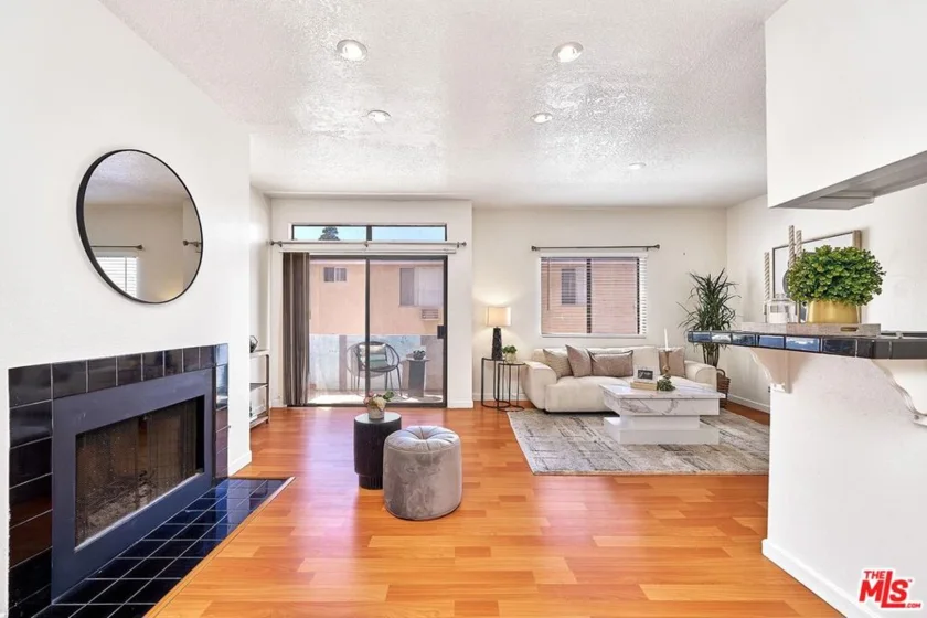 431 S Kingsley Drive #205 photo 6