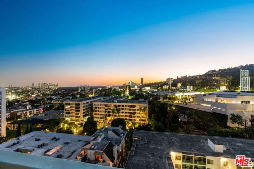 1155 N La Cienega Boulevard #PH 4 photo 36