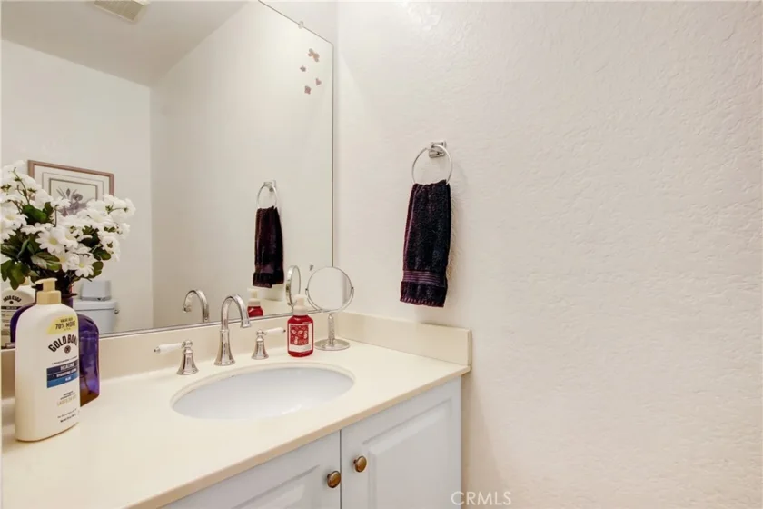 274 Parkview Place photo 6