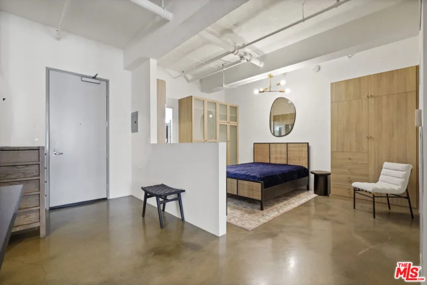 849 S Broadway #403 photo 9