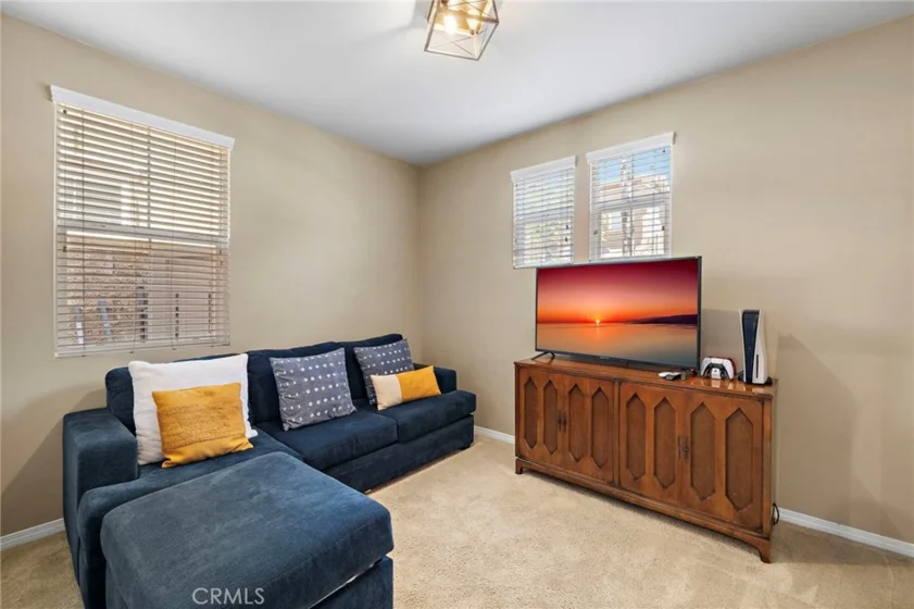 221 Landmark photo 19