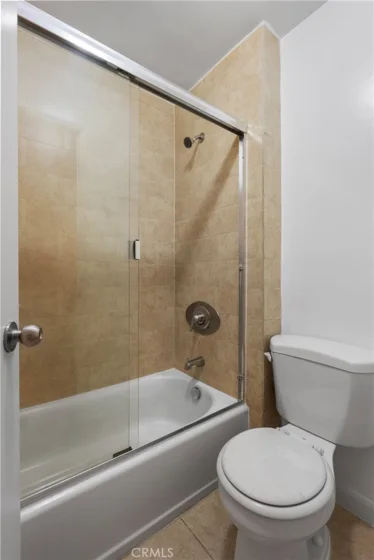 20327 Saticoy Street #102 photo 16