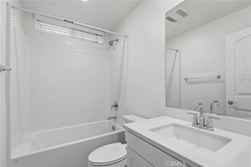 24914 Gossamer Court photo 36