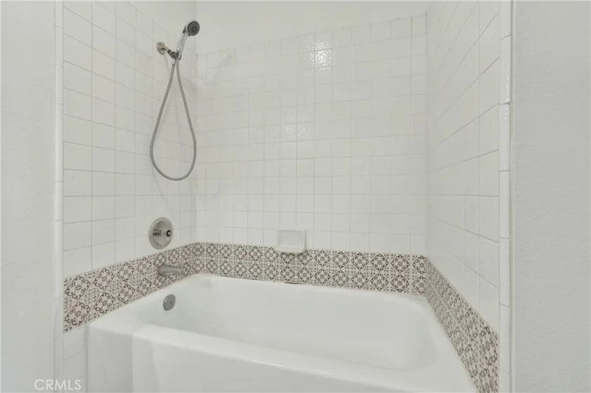 22198 Cedar Pointe #1F photo 22