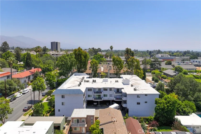 972 E California #207 photo 38