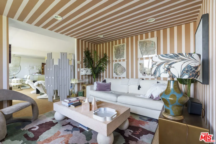 818 N Doheny Drive #302 photo 13