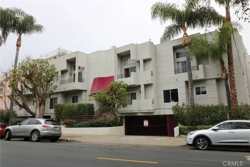 14631 Dickens Street #7 photo 1