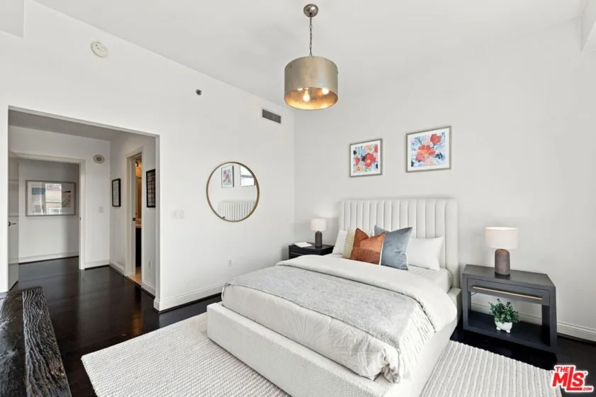 10800 Wilshire Boulevard #403 photo 32