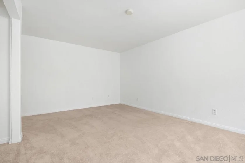 1564 Tanglewood Lane #15 photo 17