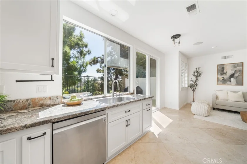 84 Hawaii Drive photo 22