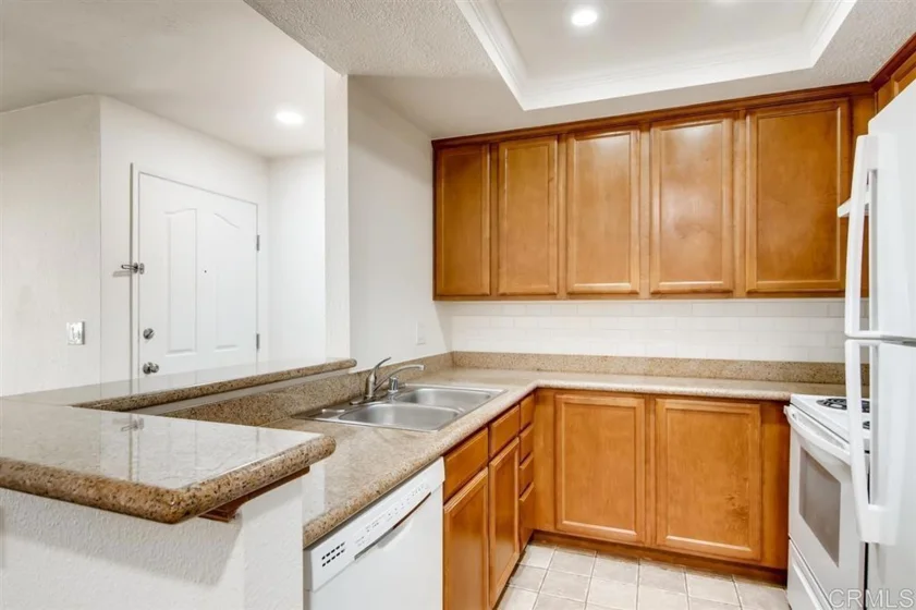 432 Edgehill Lane #156 photo 4