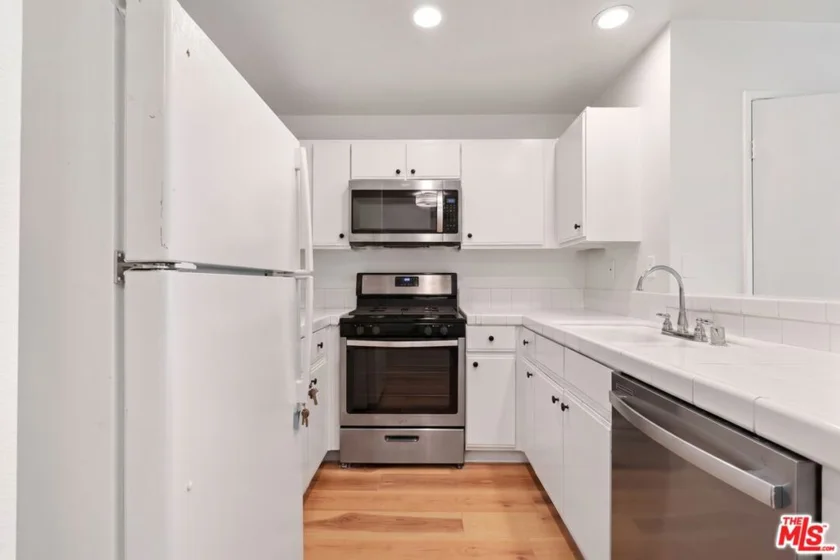 438 E Spruce Avenue #141 photo 8
