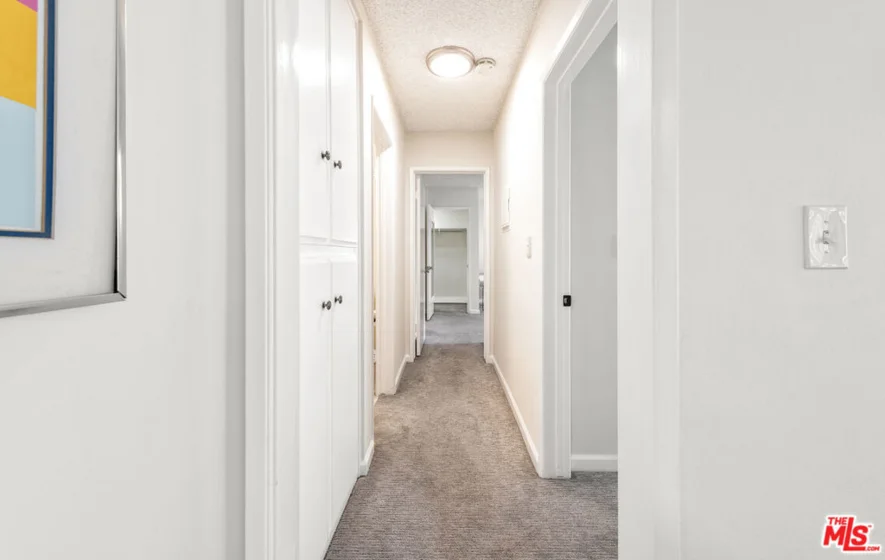 6250 Buckingham #204 photo 19