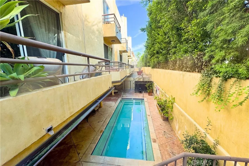 4128 Whitsett #101 photo 14