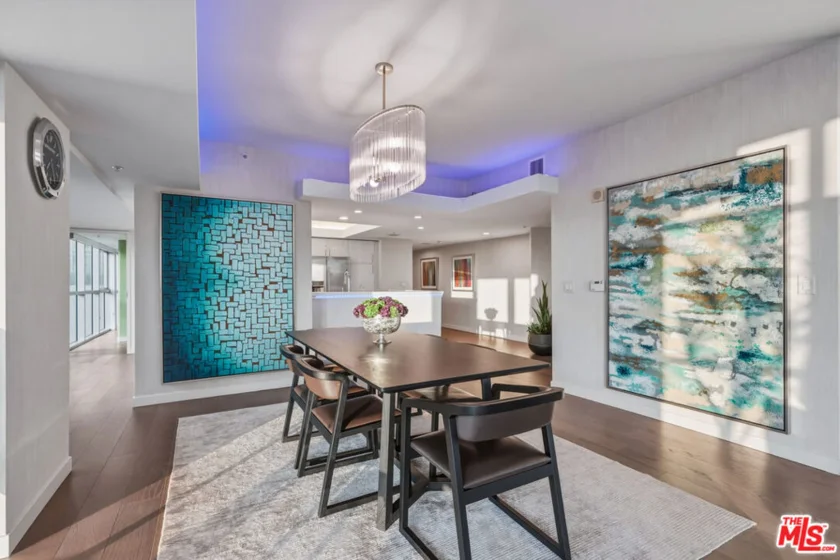 13700 Marina Pointe Drive #305 photo 10