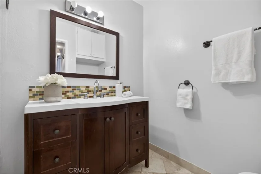 5412 Lindley Avenue #322 photo 19
