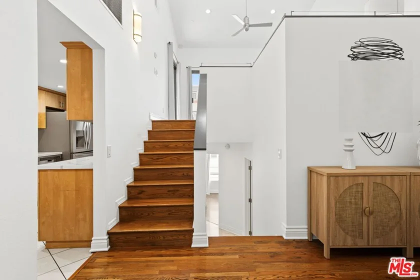 1222 N Kings Road #8 photo 15