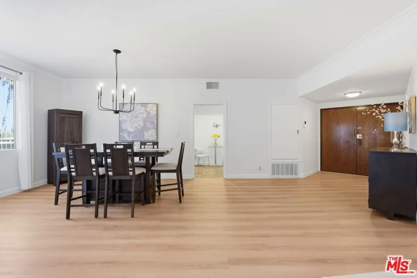 828 S Bedford Street #202 photo 13