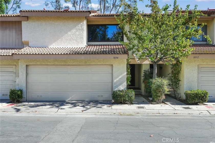 1034 Whitewater Drive photo 1