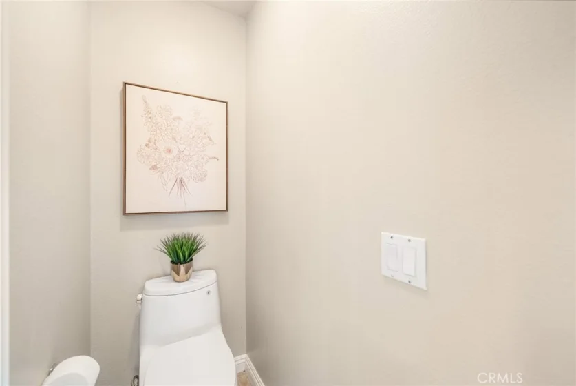 133 California Court photo 26
