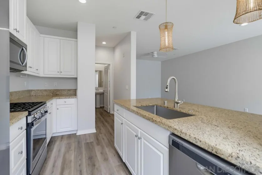 505 Turnstone photo 8