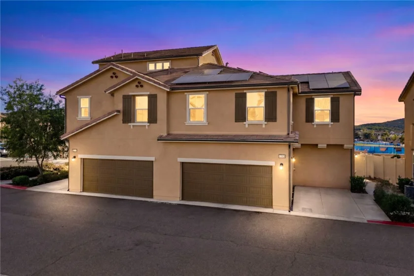 27448 Clarise Lane photo 1