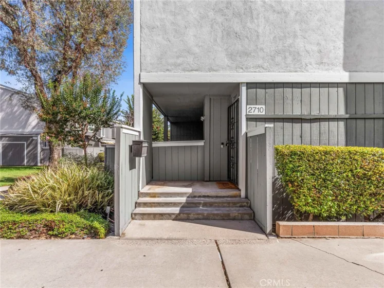 2710 W Segerstrom Avenue #F photo 2