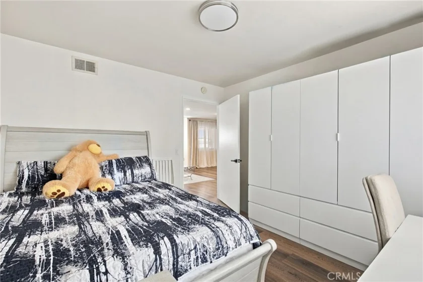 330 Burchett #206 photo 11