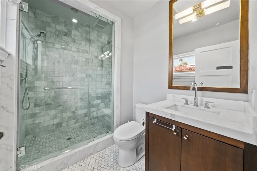823 S Bundy Drive #110 photo 40