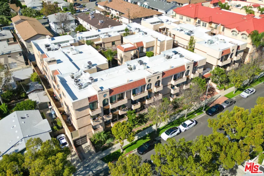 441 E San Jose Avenue #209 photo 24